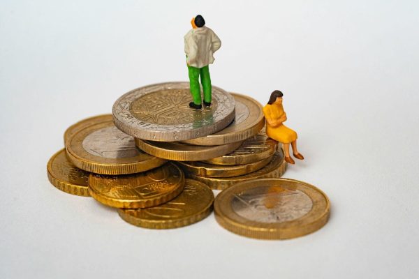UK Divorce and Income Inequality
