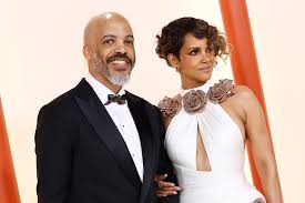 Halle Berry’s Engagement